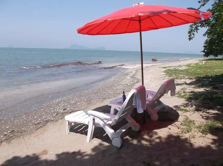 Dugong Koh Sukorn Otel Ko Sukon Dış mekan fotoğraf