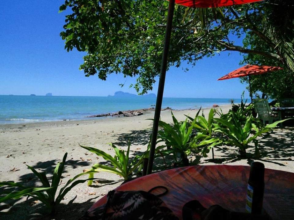 Dugong Koh Sukorn Otel Ko Sukon Dış mekan fotoğraf